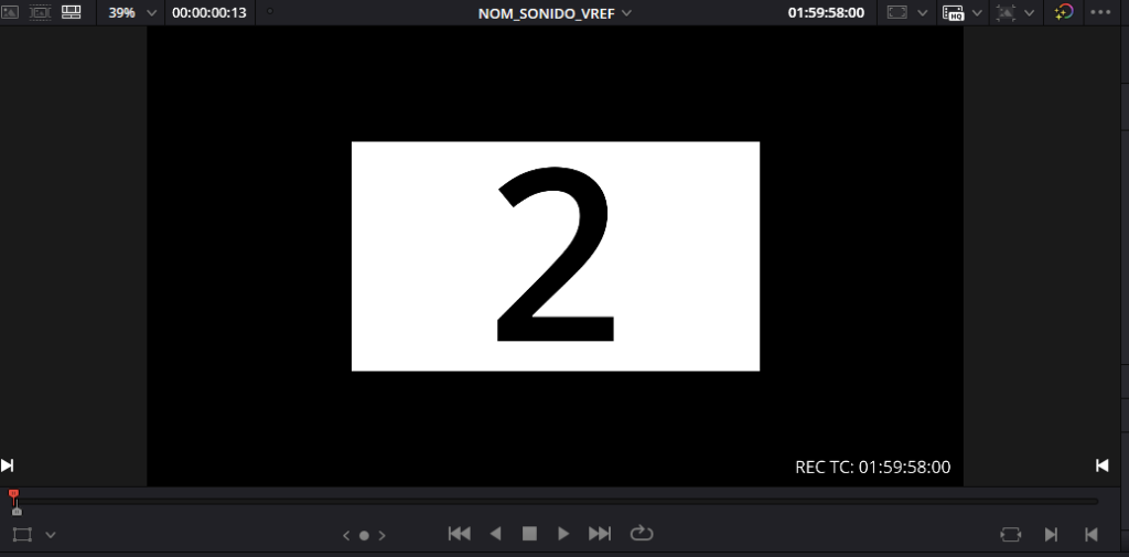 Monitor de DaVinci Resolve en el frame exacto 01:59:58:00 mostrando el recuadro blanco del Power Window con el número 2 centrado sobre fondo negro